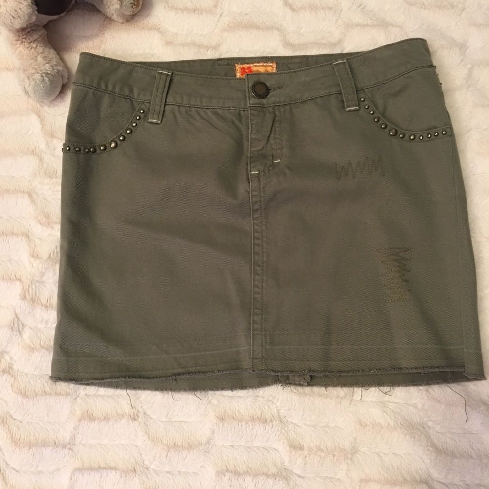 3 For $30 : ANTHROPOLOGIE Denim Mini Skirt